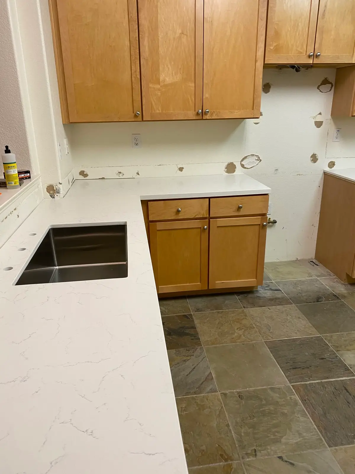 Countertops in Vallejo: new quartz counter ready for backsplash